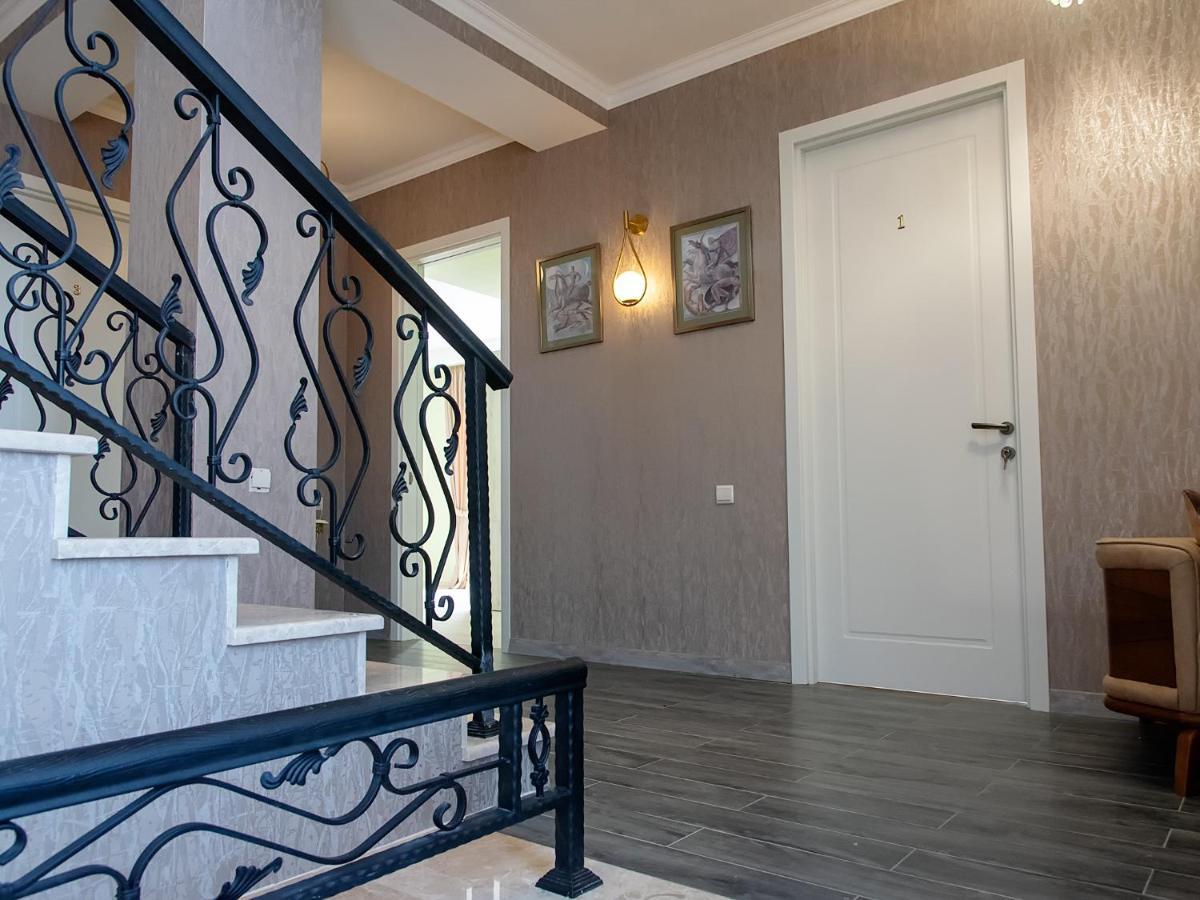 Tbilisi Mare Hotel Exterior photo