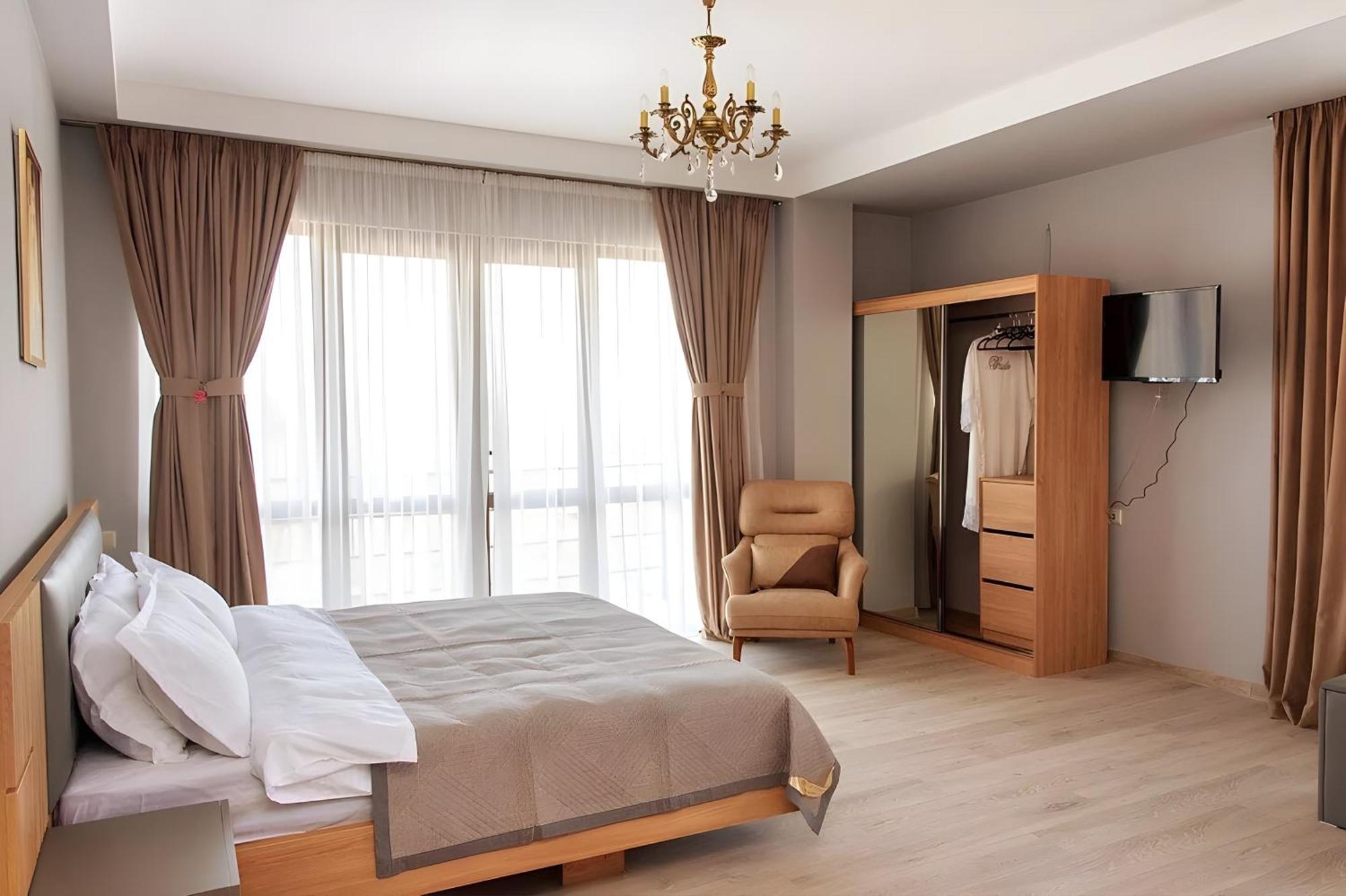Tbilisi Mare Hotel Exterior photo
